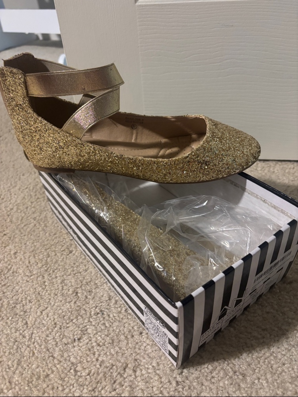 Anna Gold Glitter Cross-Strap Ballet Flat